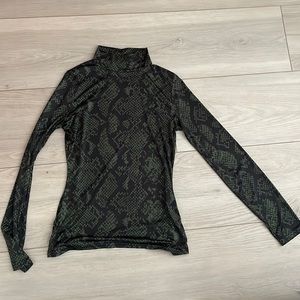 Snake, print, long sleeve